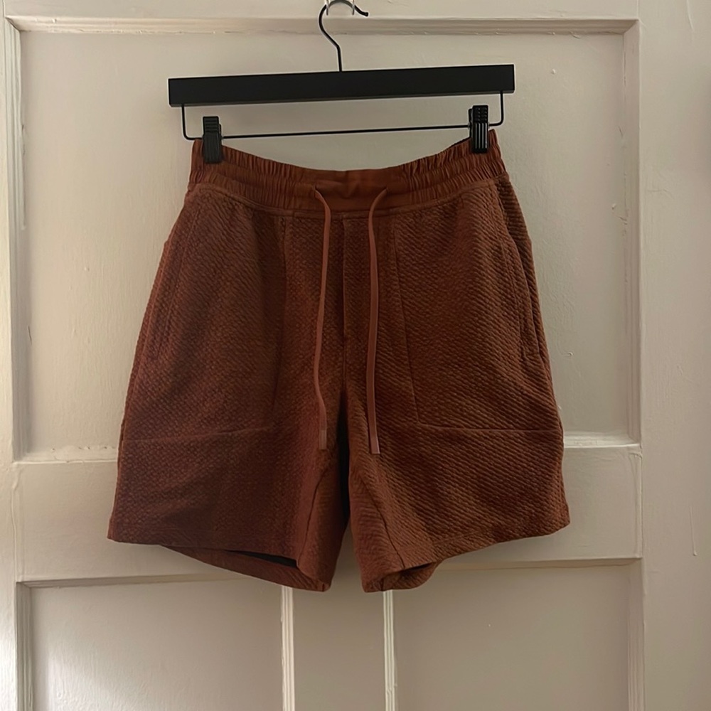 Lululemon “at ease” 7 inch shorts